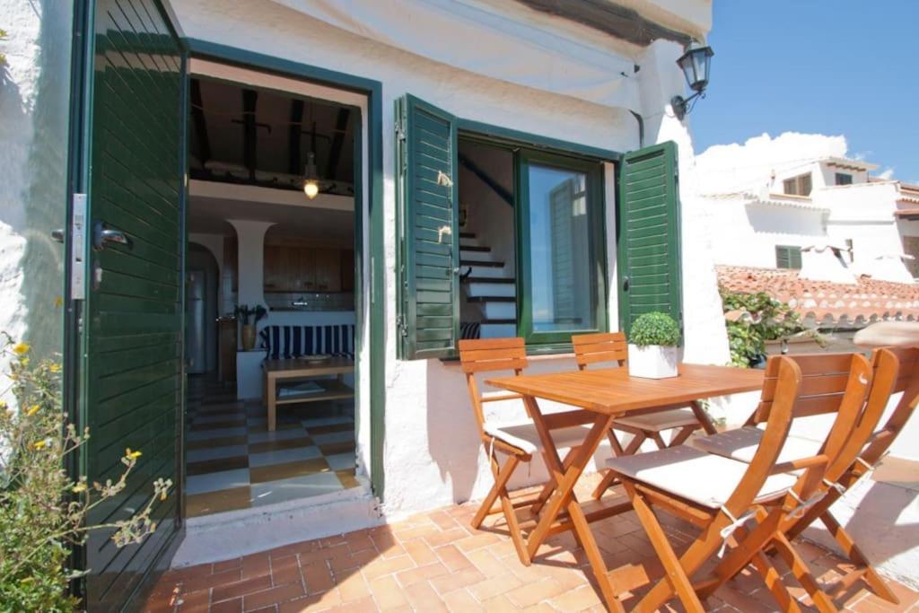 Fisherman's House, 1st Line Of Sea Apartment *